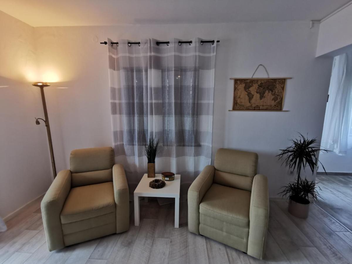Apartments Lucia Pag Town Luaran gambar