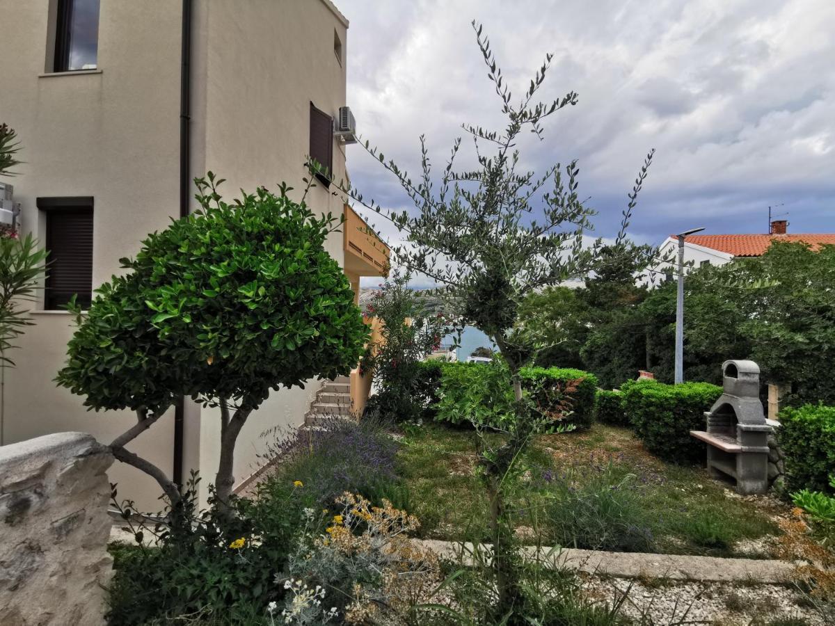 Apartments Lucia Pag Town Luaran gambar